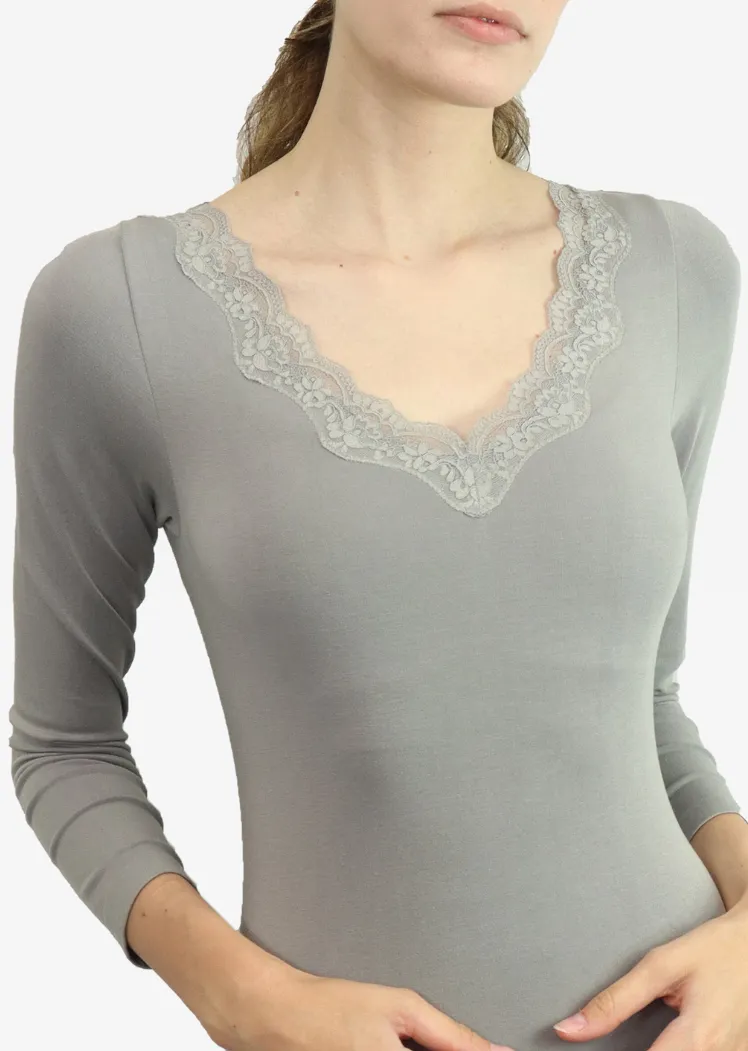 Lace Trim V-Neck Long Sleeve Top