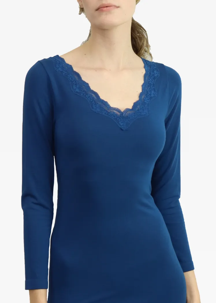 Lace Trim V-Neck Long Sleeve Top