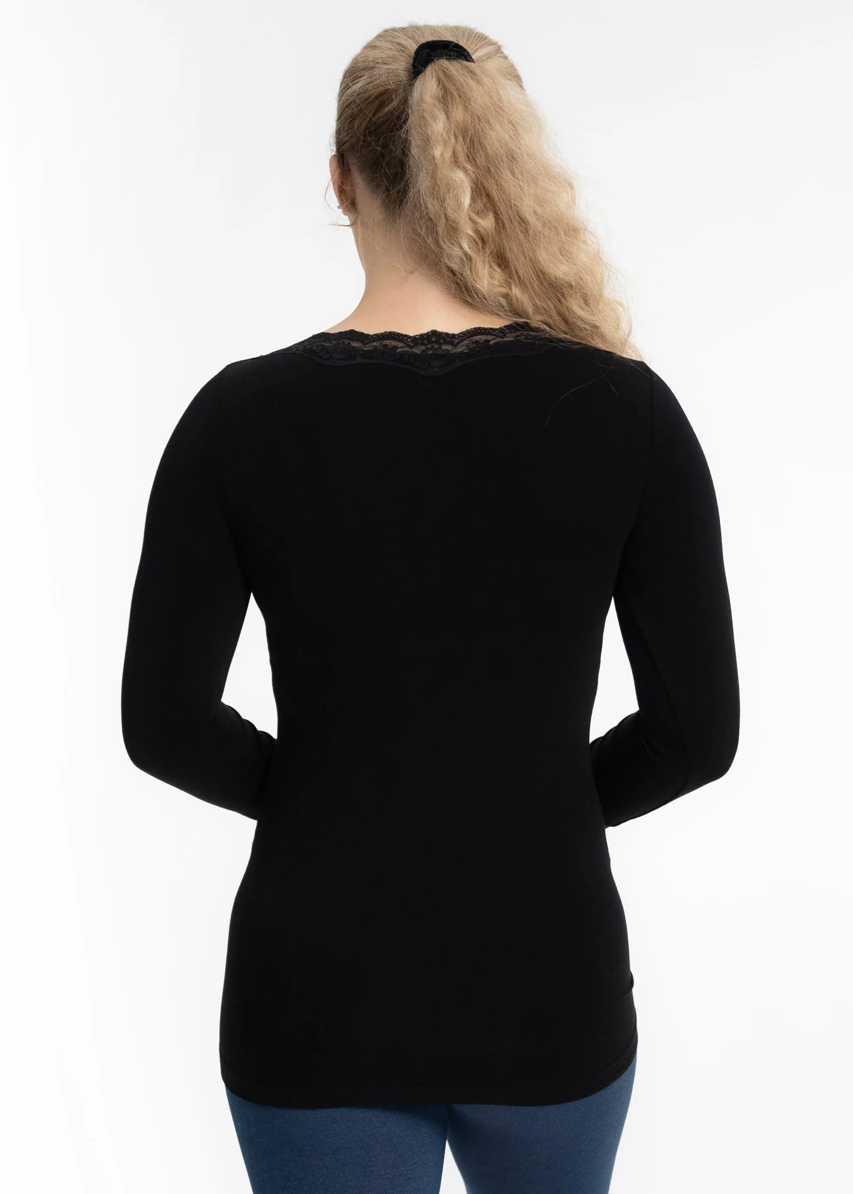 Lace Trim V-Neck Long Sleeve Top