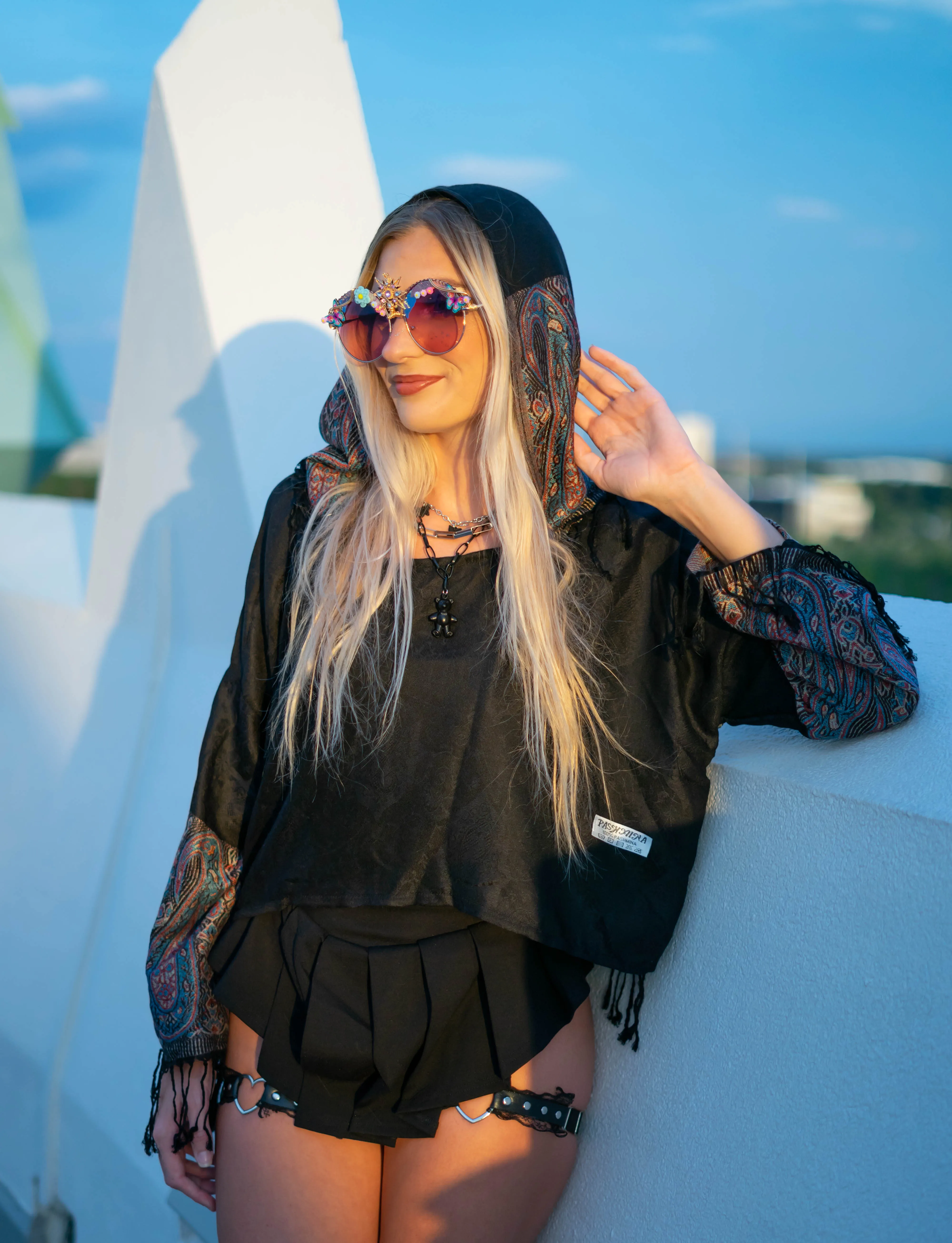 PASH LS CROP TOP - Red & Black