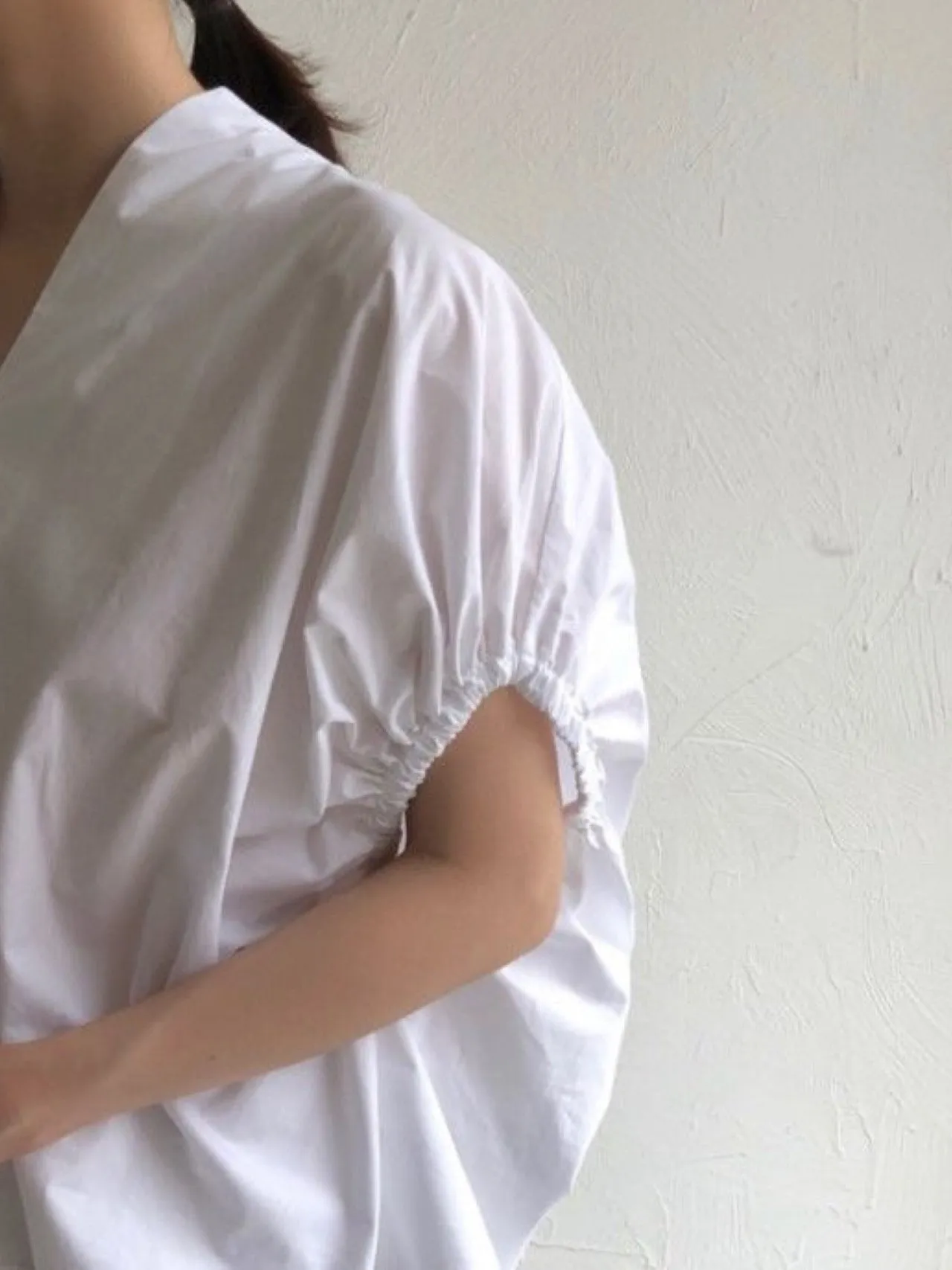 SHIRRING OVERSIZED BLOUSE