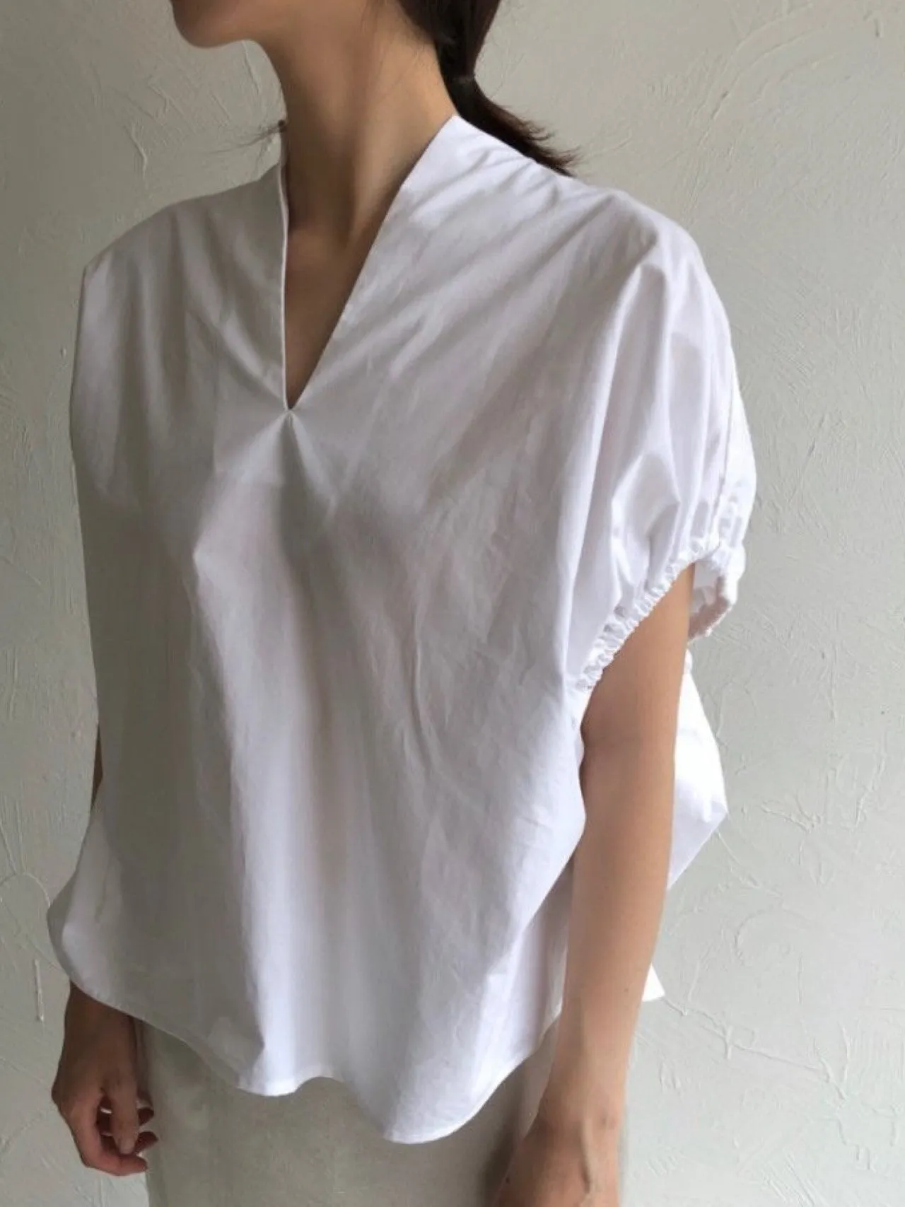 SHIRRING OVERSIZED BLOUSE