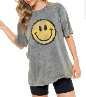 Smiley Tee in Denim Gray