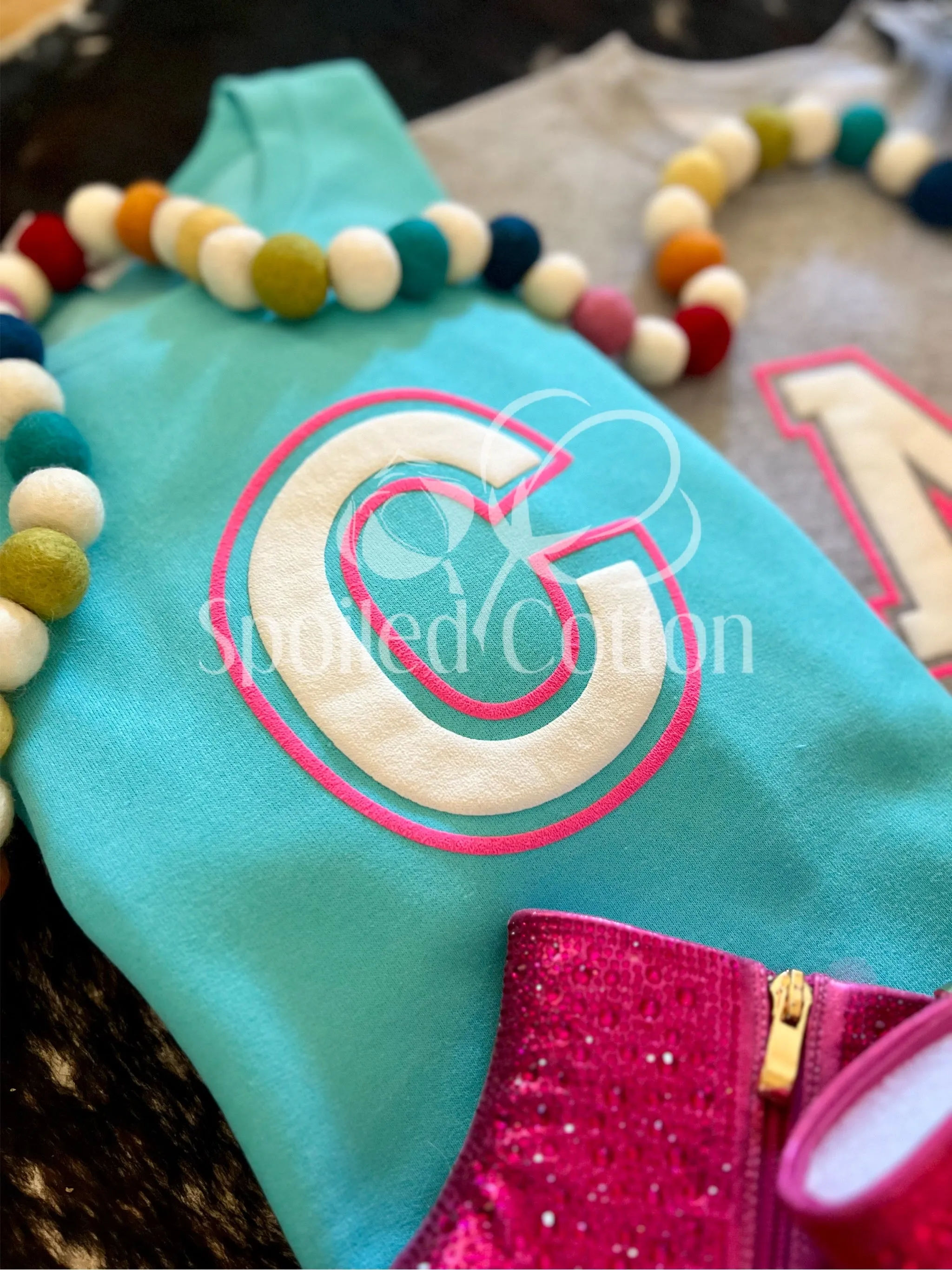 Varsity Initial Puff Adult