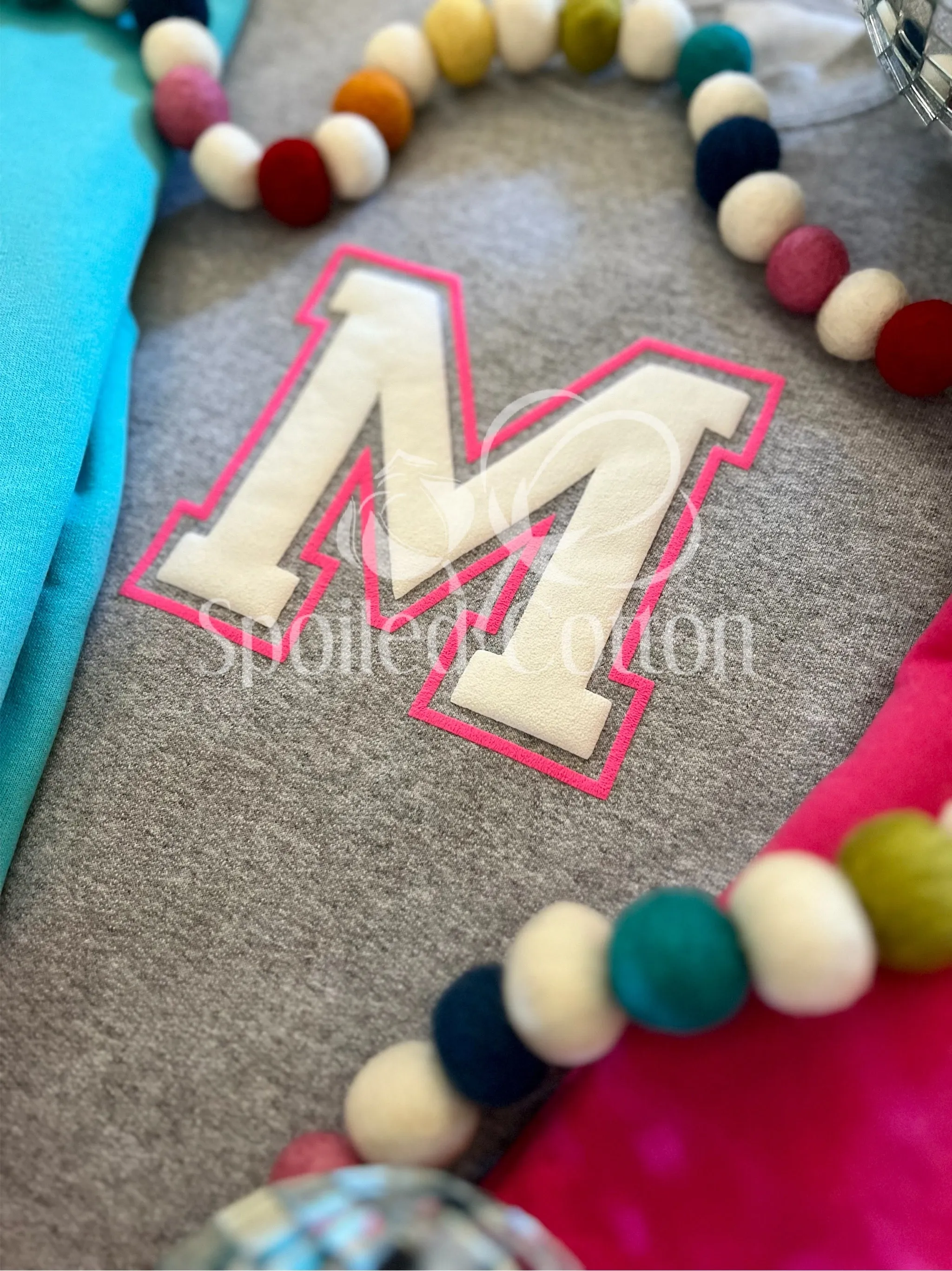 Varsity Initial Puff Adult